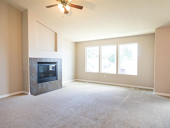 5th image of 12712 E Valleyway Ave