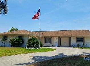 4163 Country Club Blvd, Cape Coral, FL 33904