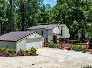 828 Manchester St SW, Lenoir, NC 28645