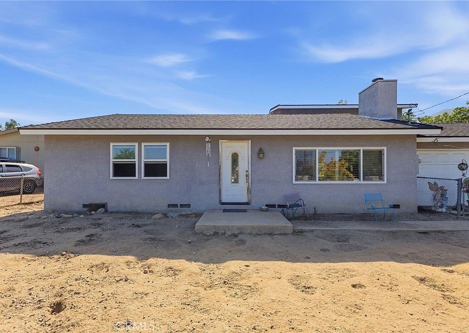 1st image of 200 Bonita Ct