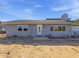 200 Bonita Ct, Mentone, CA 92359