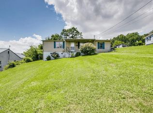 1876 Lowell Dr, Kingsport, TN 37660