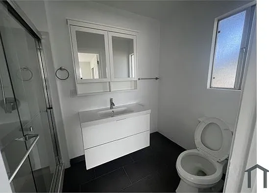 2426 Fern St #D — Photo 8
