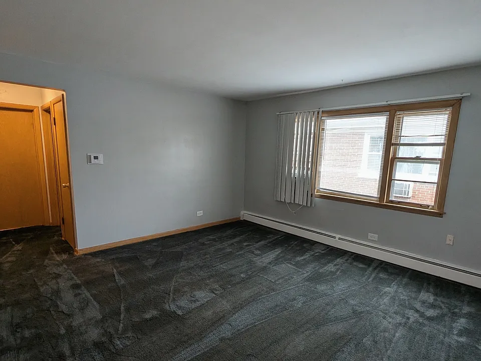 7228 38th Pl #2S
