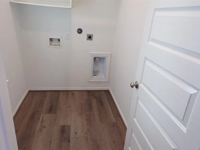 24978 Tidmor Ln — Photo 32