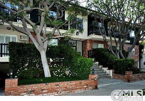 1st image of 1831 Barry Ave APT 8