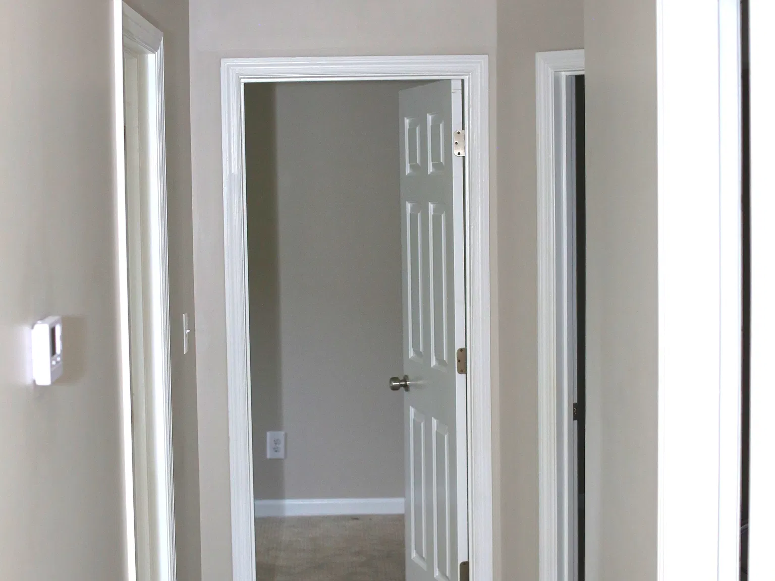 3 bed, 2.5 bath, 1400 sqft, $2,250 — Photo 2