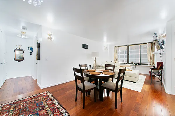 Rented by Owner | media 11