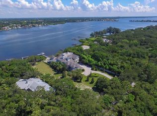 6621 Peacock Rd, Sarasota, FL 34242