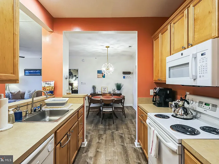 17054 N Brandt St #1306 — Photo 15