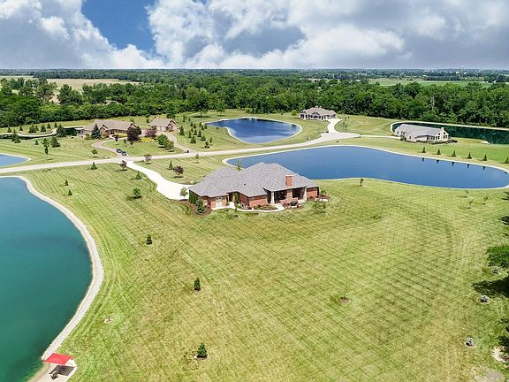4th image of 20763 White Hawk Way