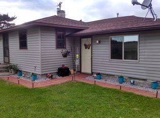 728 W Pinconning Rd, Pinconning, MI 48650