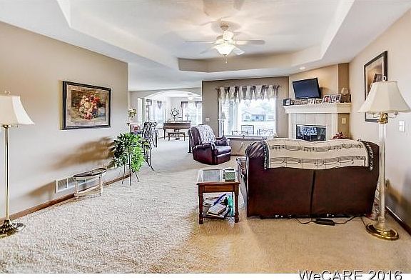 5th image of 4036 Brookshore Dr