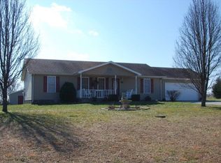 4101 Dripping Springs Rd, Glasgow, KY 42141