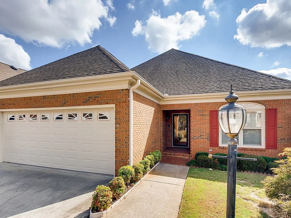 1st image of 2270 Burlington Ln