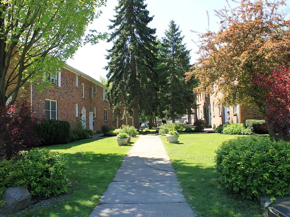 Village Glen