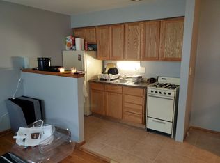 Ruskin, Milwaukee, WI 53215