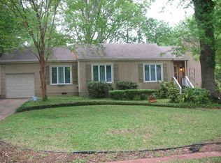 4236 Robin Dr, Jackson, MS 39206