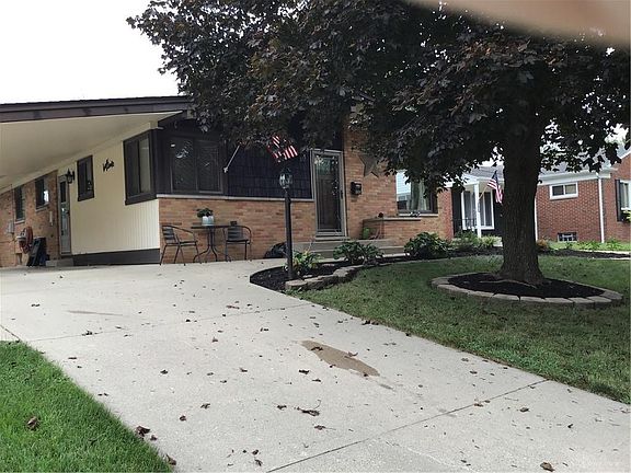 2nd image of 3619 Blocker Dr