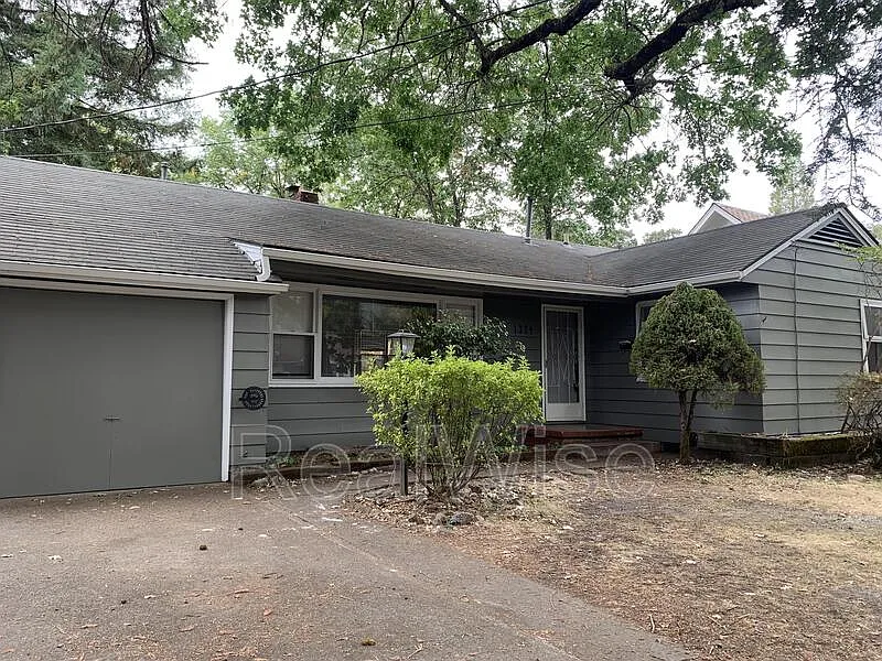2 bed, 1.0 bath, 1000 sqft, $1,450 — Photo 2