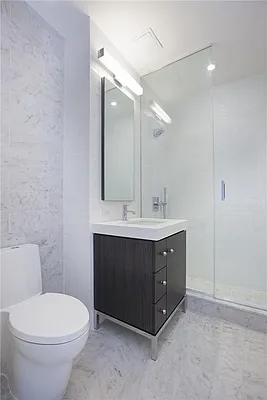 Rented by RELO REDAC INC. | media 22