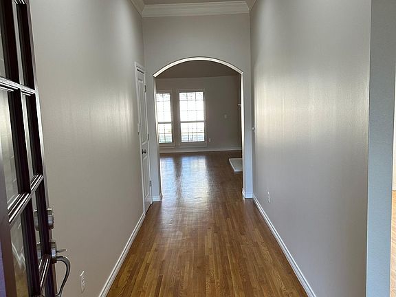 4th image of 8417 E 98th Pl