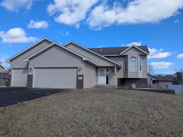 23715 4th St NE, Bethel, MN 55005