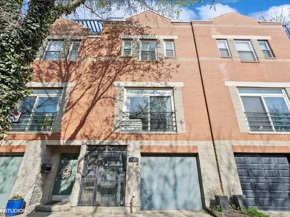 737 N Wood St, Chicago, IL 60622