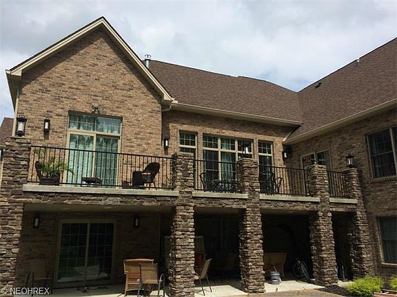 5th image of 7267 Hanbury Close