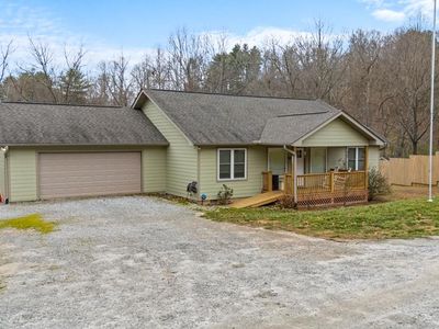 10 W Trimont Dr, Franklin, NC, 28734