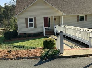 1053 Ridgewood Dr, Waterloo, SC 29384