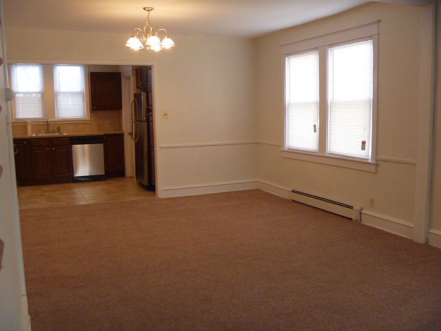 2nd image of 3215 Albemarle Ave