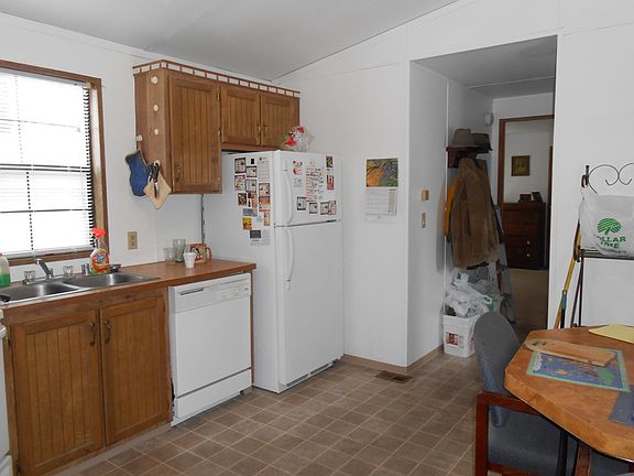 5th image of 20610 8th Avenue Ct E