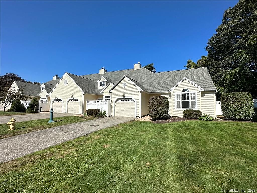 18 Southwick Ct N 18, Milford, CT 06461 Zillow