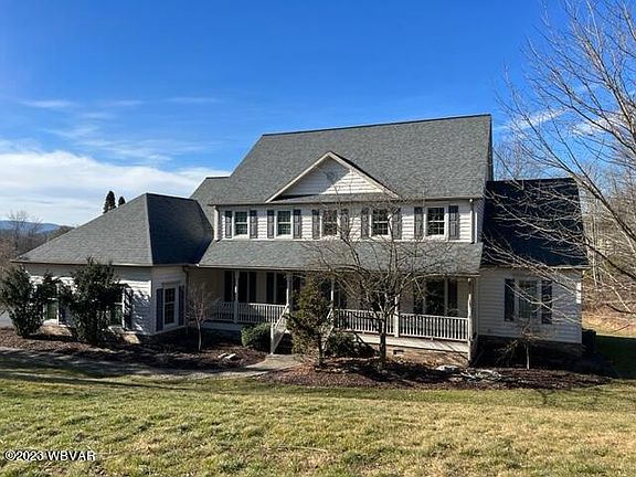 2nd image of 1766 McConnell Dr