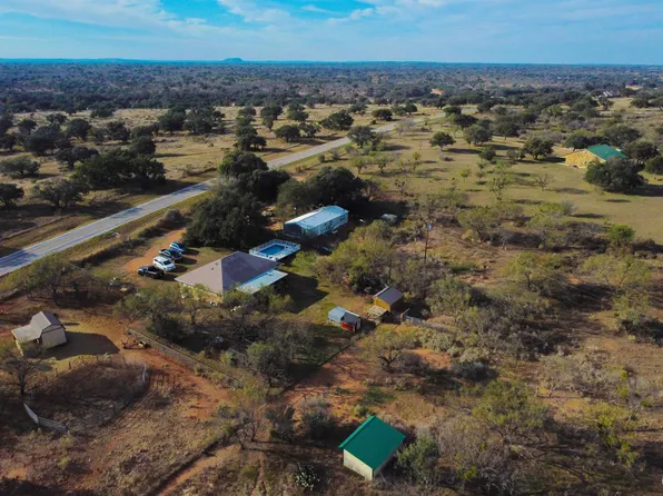 115 Field Stone Drive, Llano, TX 78643