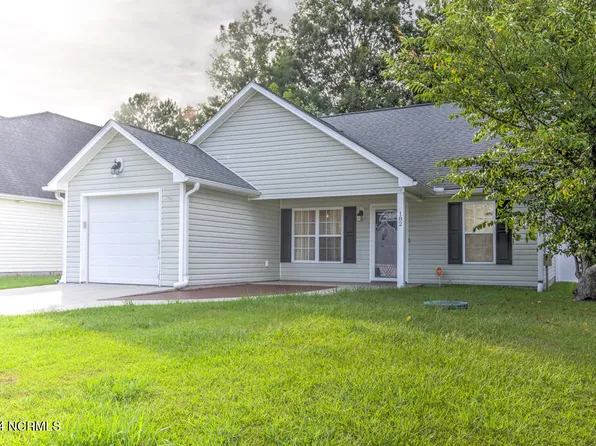 182 Crooked Run Drive, New Bern, NC 28560