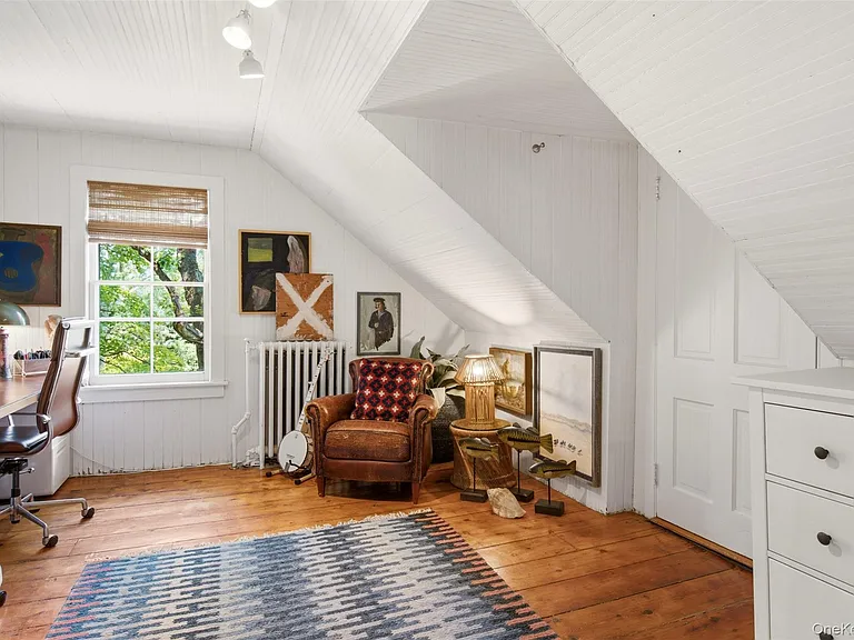 1394 Ridge Rd — Photo 29