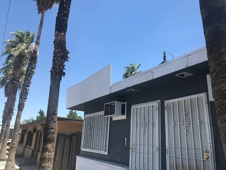 2208 Sunrise Ave #3 — Photo 9