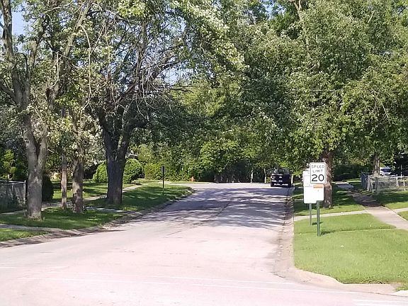 4th image of 22319 Plum Creek Dr