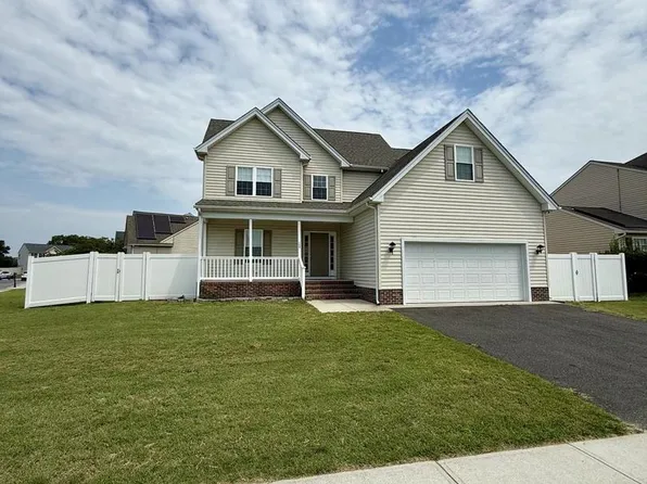 750 Wye Oak Dr, Fruitland, MD 21826