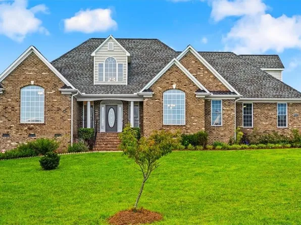 7103 Ludgate Rd, Gibsonville, NC 27249