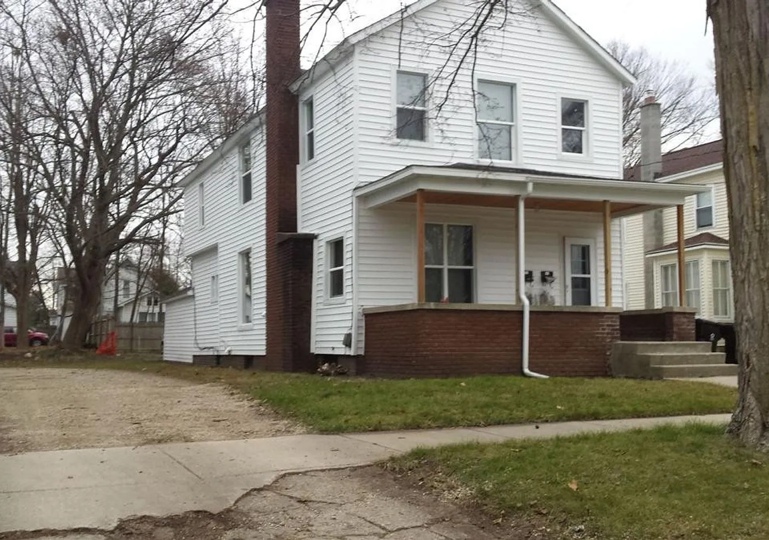 117 Sanborn — Photo 1
