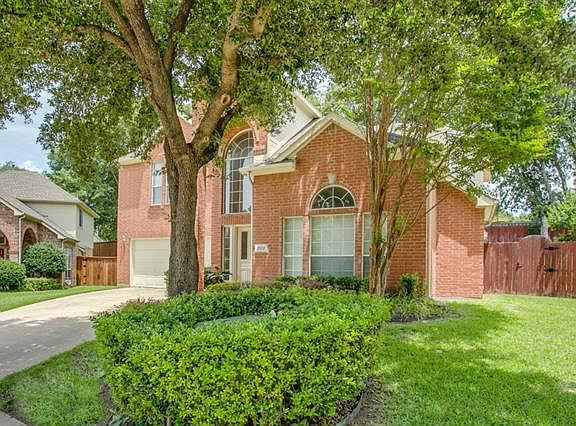2nd image of 2709 Burlwood Ct