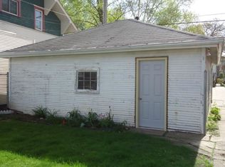 1705 24 1/2 St, Rock Island, IL