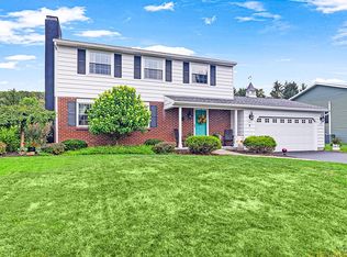 6 Clintonview Rd, New Hartford, NY 13413