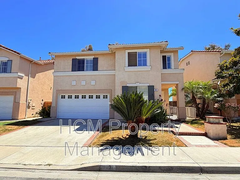 31 Calle Alamitos — Photo 2