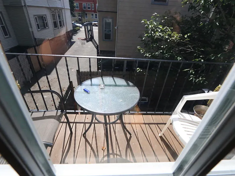 205 Highland Ave #1 — Photo 6