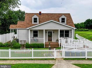 8109 Murray Point Rd, Dundalk, MD 21222