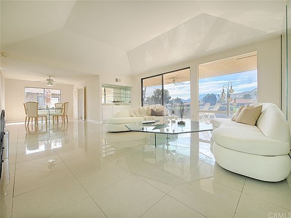 4th image of 54 La Cerra Dr
